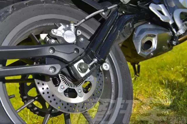 贝纳利trk502x2020款试驾,最新贝纳利trk502x测评