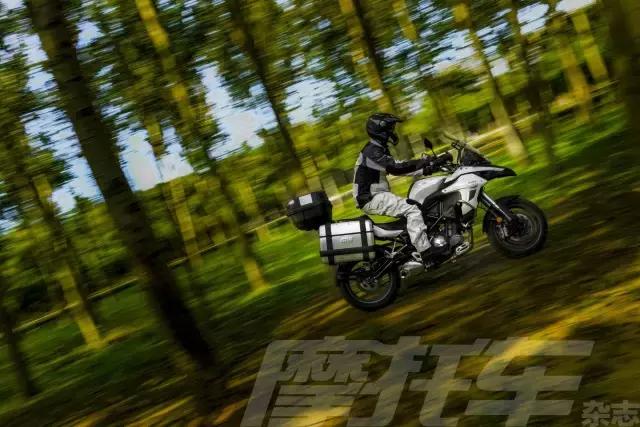 贝纳利trk502x2020款试驾,最新贝纳利trk502x测评