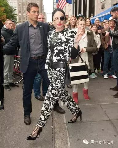 职场不输阵女生上班要背什么包？