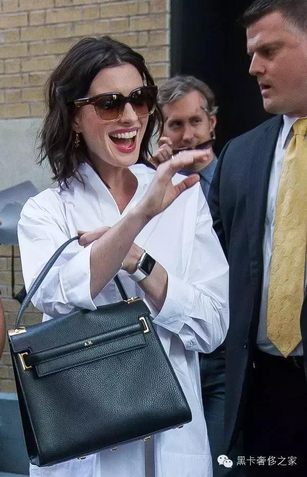 职场不输阵女生上班要背什么包？