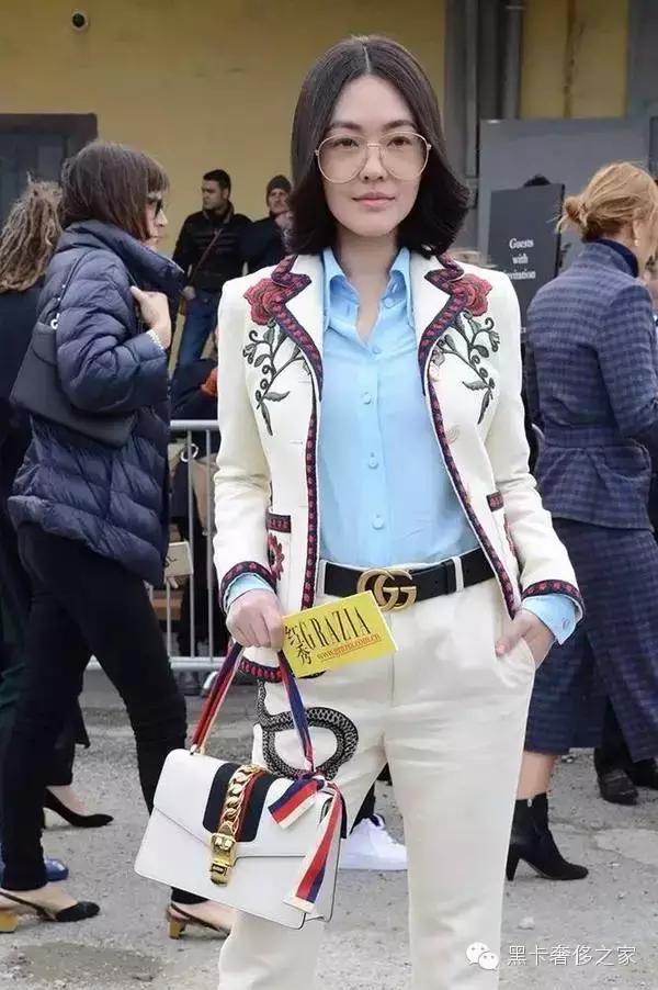 职场不输阵女生上班要背什么包？