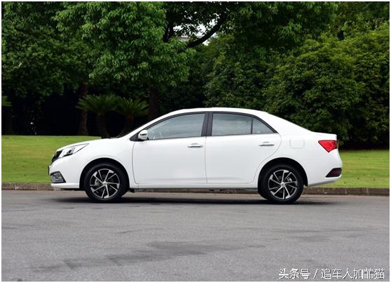 众泰z300新款和老款有什么区别,众泰z300同款的车型