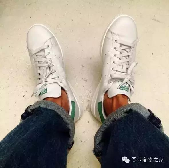 余文乐丨玩车玩表还超爱晒鞋这样的老公请给我来一打