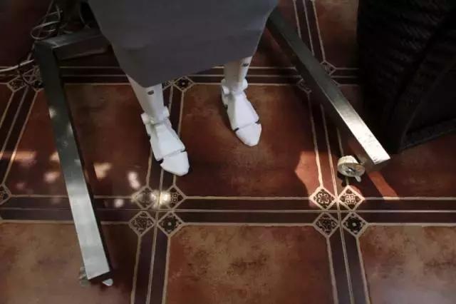 机械宅的“超级女朋友”女神和你只差一个机器人