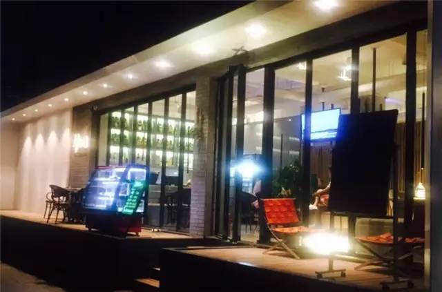 西安顺城巷附近有什么好玩的地方,西安顺城巷小吃街