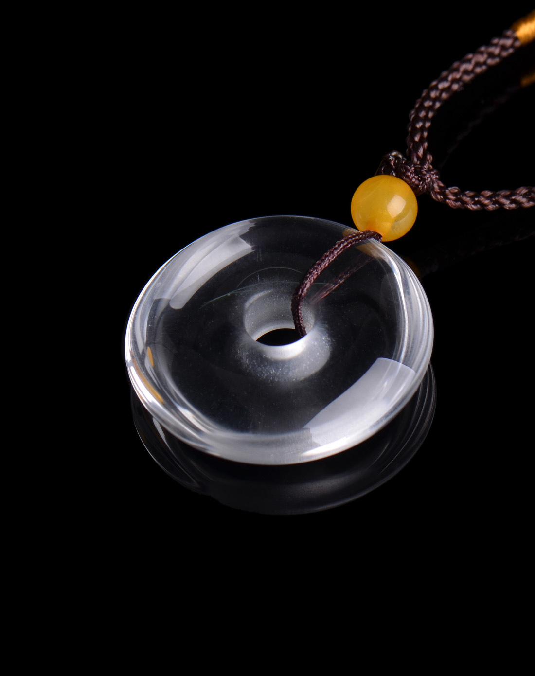 东海水晶哪个品种最好,白水晶和紫水晶哪个贵一些