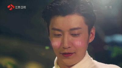 不需要知道你离世的理由，只愿你在天堂能重展笑容！