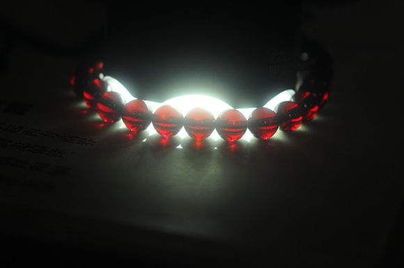 怎么挑石榴石手串,怎么样介绍石榴石