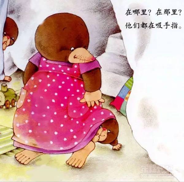 宝宝吃手怎么阻止他,宝宝吃手应该阻止吗