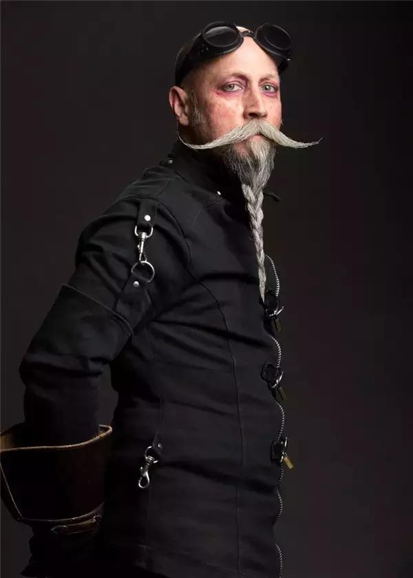 胡须艺术|看风骚大叔们胡须造型的狂欢