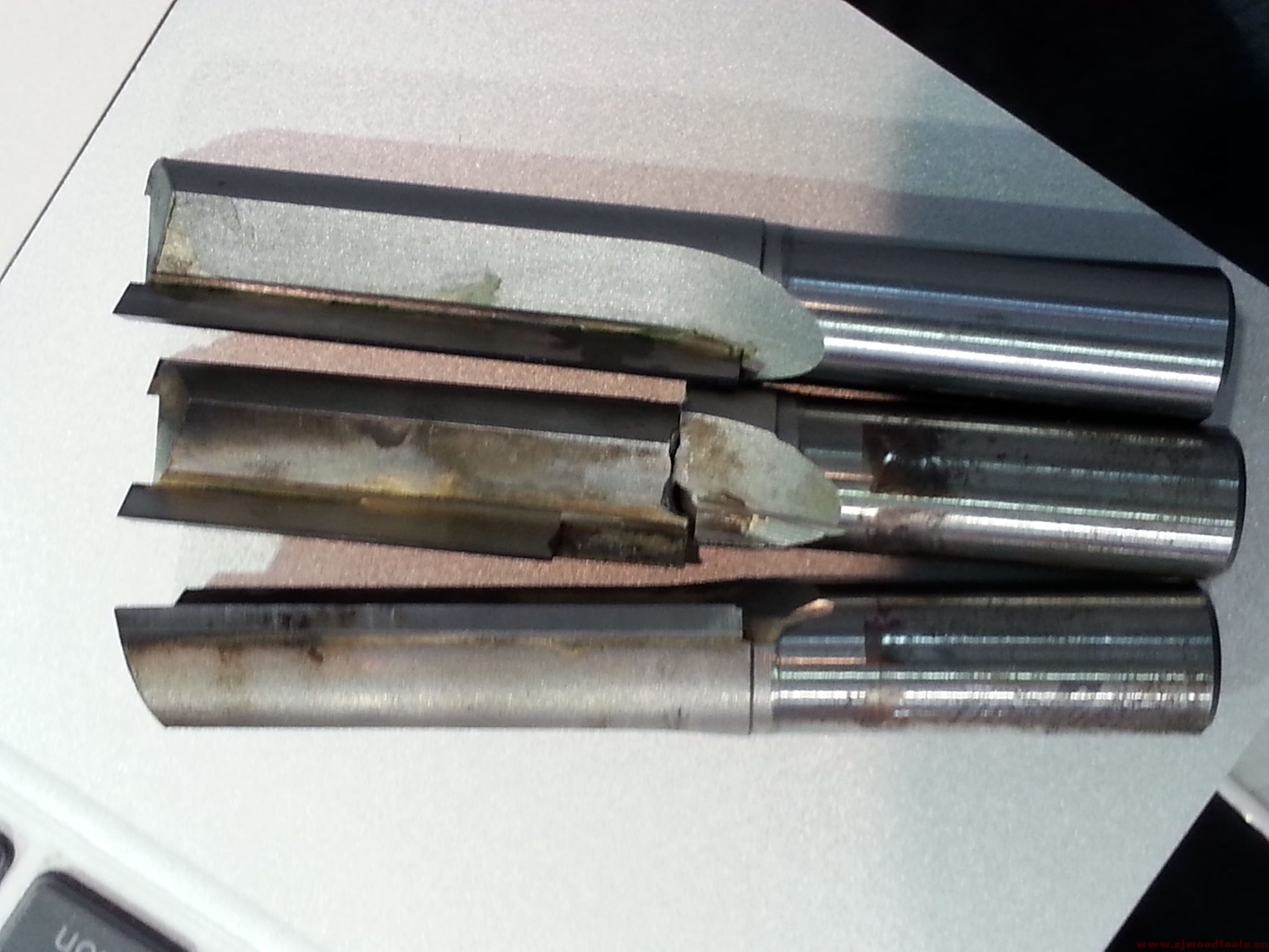 木工雕刻机总是断刀,木工多头雕刻机断刀