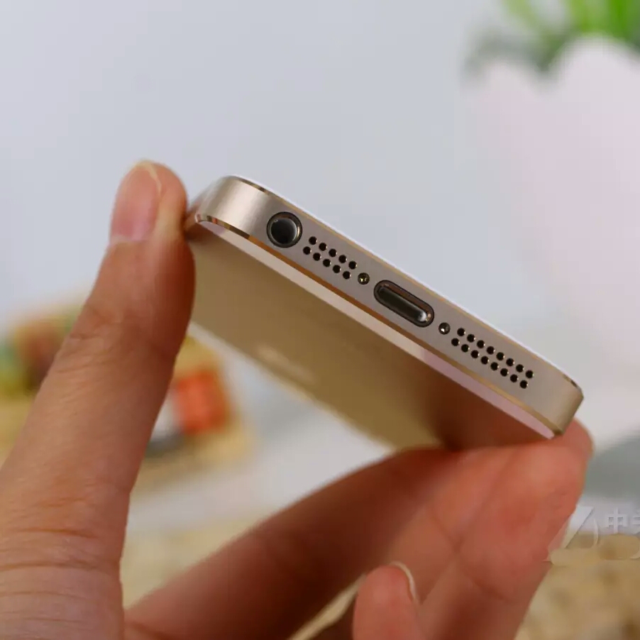 1999元,你是选苹果5s还是乐视PRO3