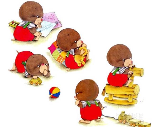 宝宝吃手怎么阻止他,宝宝吃手应该阻止吗