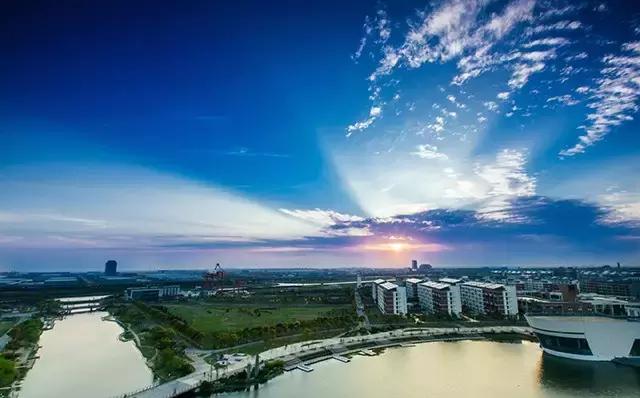 上海所有大学城都在这，最年轻的一座前景无限