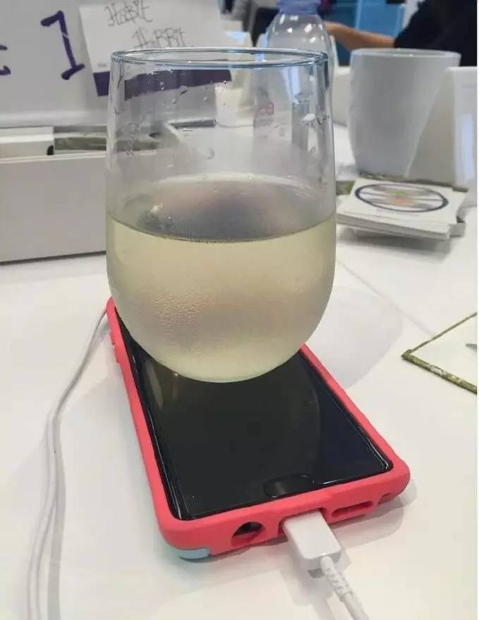 防止手机爆炸的十个方法,手机怎么瞬间爆炸