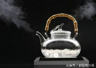 水是什么词,水用一个字怎么形容