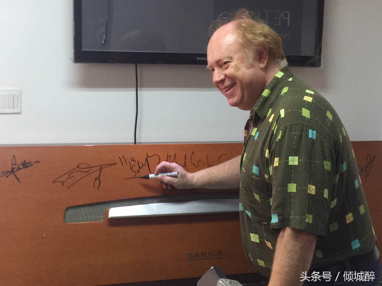 德国著名钢琴家Scheps教授莅临华韵琴行