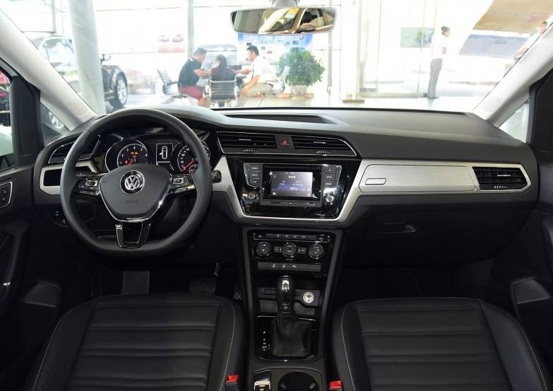 丰田逸致与途安,强者之间的对决谁更胜一筹