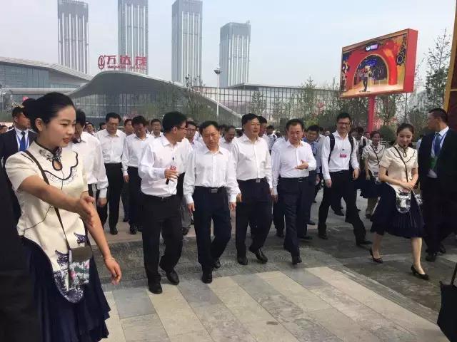 王健林万达城开业了吗,王健林万达成为世界性大品牌