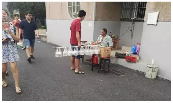 有一个好室友是什么体验英文,跟三个男室友合租是一种什么体验