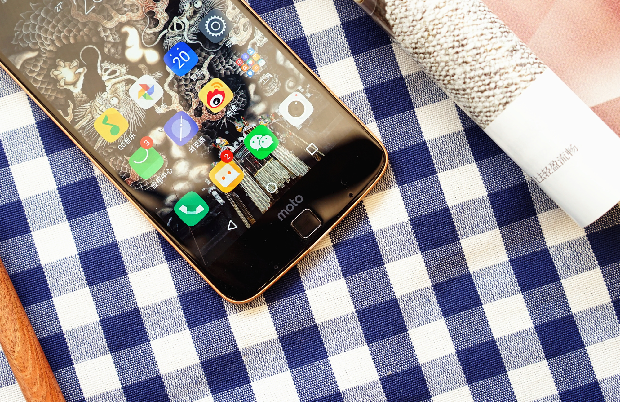 联想motoz参数详解,联想motoz无穷光学镜头评测