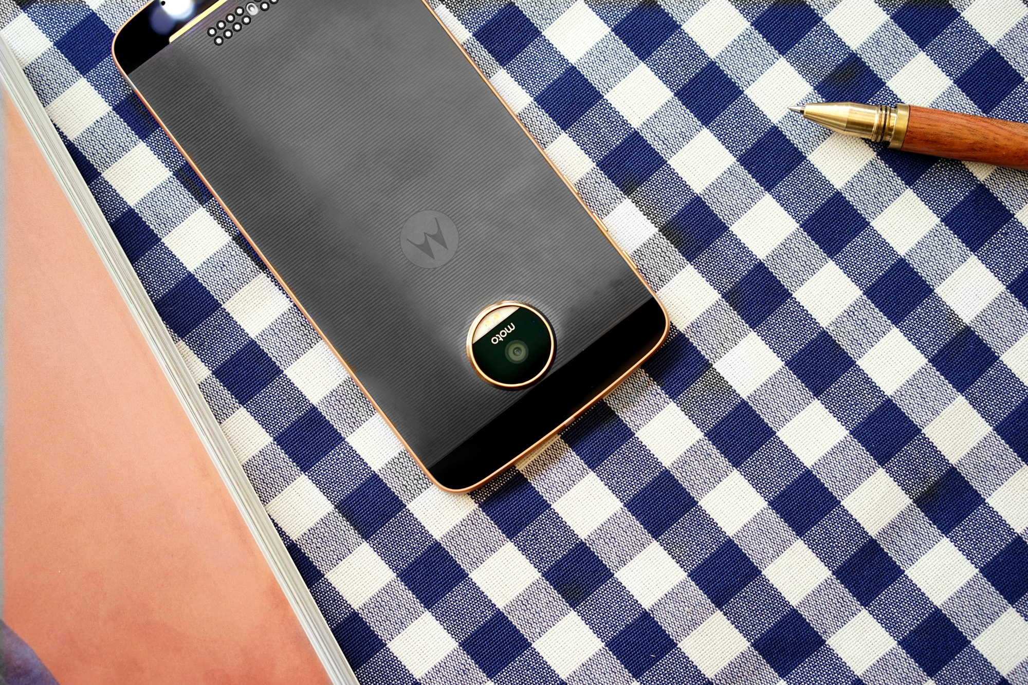 联想motoz参数详解,联想motoz无穷光学镜头评测