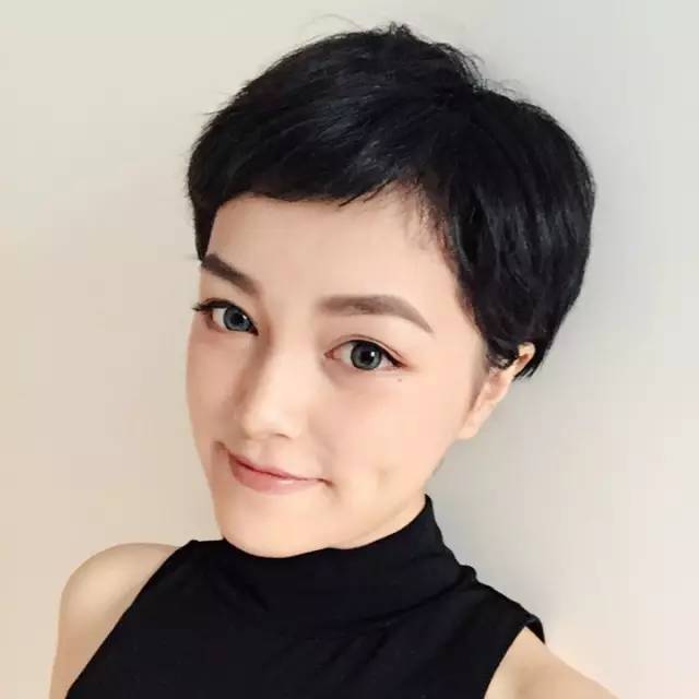 天惹噜姑娘们的混血妆已经登峰造极到这种地步了！