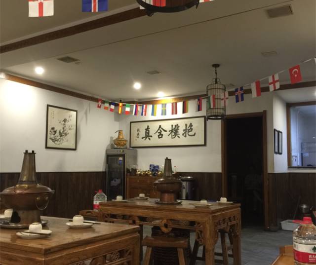 西安顺城巷附近有什么好玩的地方,西安顺城巷小吃街