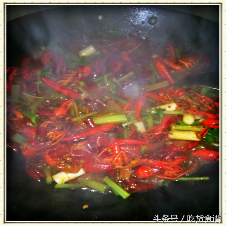 夜市小龙虾怎么吃,商家怎么把小龙虾做的入味