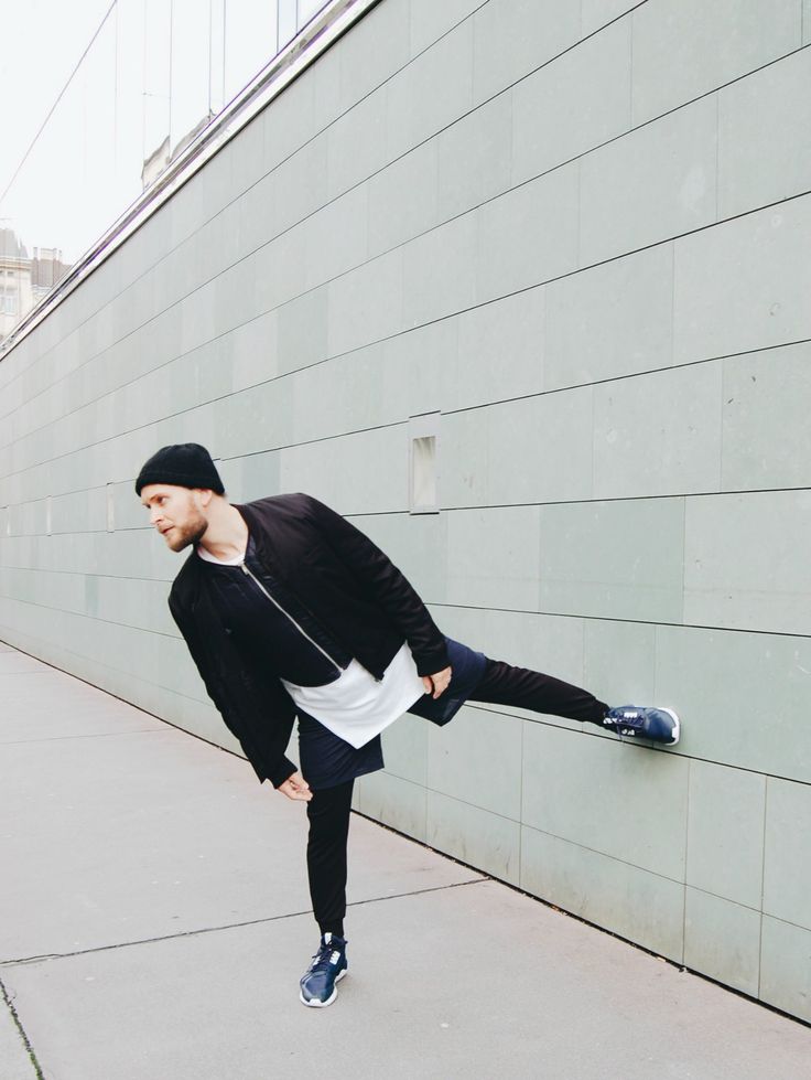 运动休闲鞋搭配什么样的裤子,运动鞋怎么搭配裤子都显得最干净