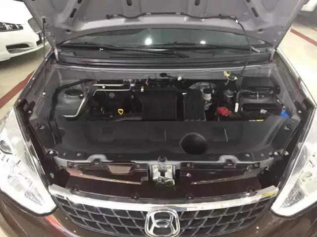 铃木利亚纳a6不好挂挡怎么回事,昌河铃木利亚纳A6油耗