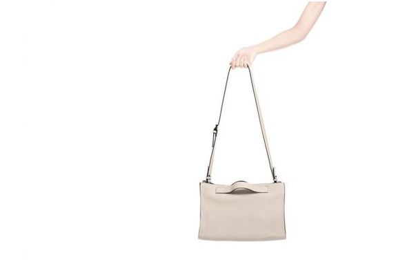 白色包包脏了怎么能清洗干净,白色包包清洁小妙招不伤皮子