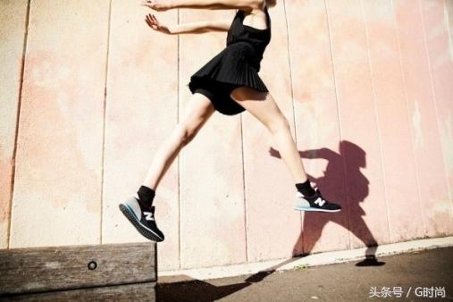 复古慢跑鞋nb,复古慢跑鞋和板鞋一样吗