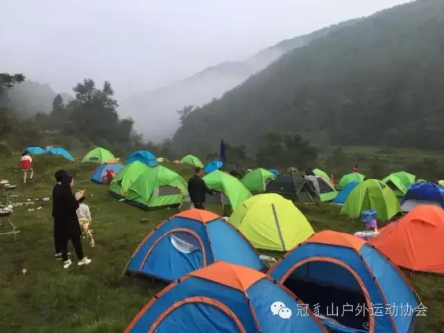 骞插緱婕備寒鍗楁槍,骞插緱婕備寒涓茬儳