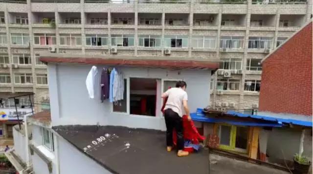 男神设计师走了以后,这间被爆改的纸片屋还能维持多久