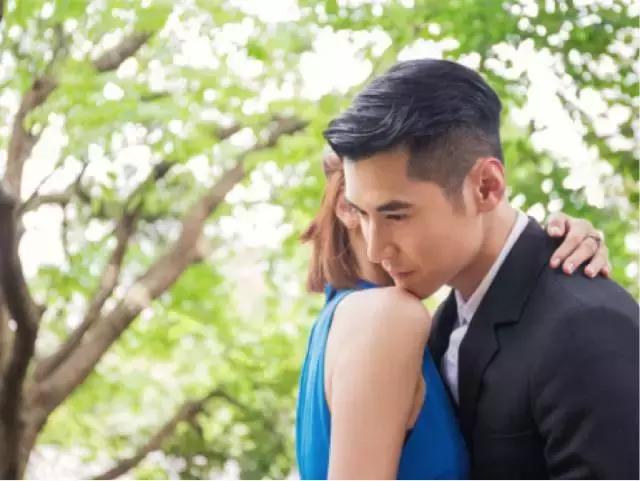 香港买奢侈品去哪个地方最便宜,香港打折奢侈品购物攻略