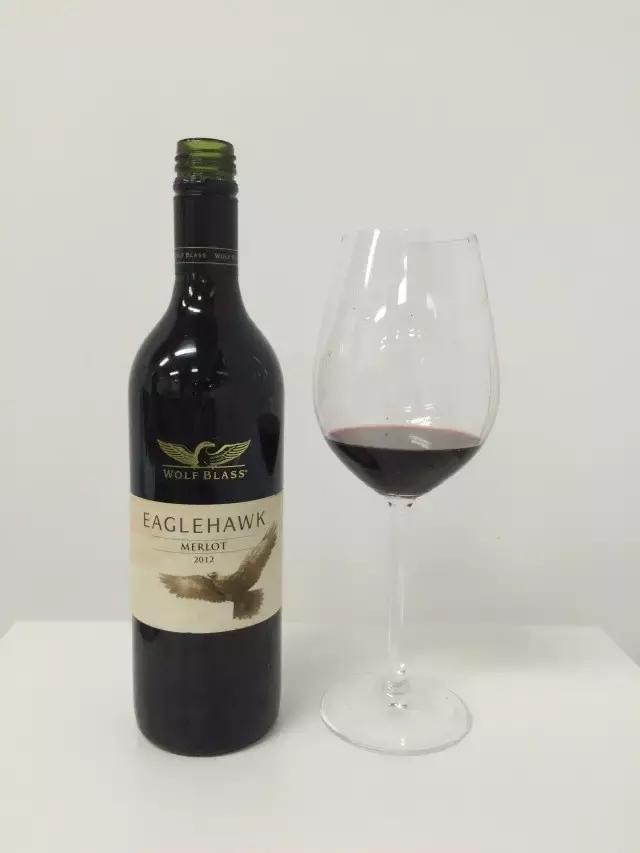 想买红酒买什么好喝又实惠,买红酒都有什么套路的方法