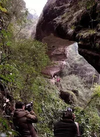 国庆没有去景点反而去了大山里,国庆假期没人去的旅游景点