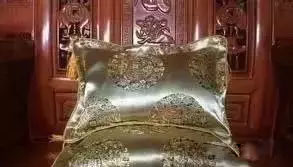 来吧来吧，崖柏吃、喝、抽、睡皆可以！