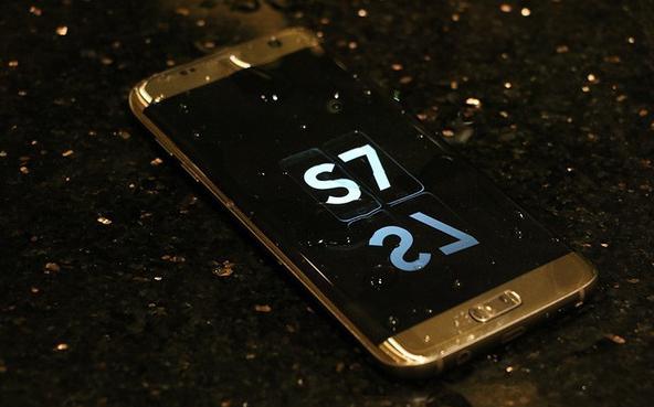 三星手机升级oneui4.0后出现卡顿,三星s7edge升级oneui