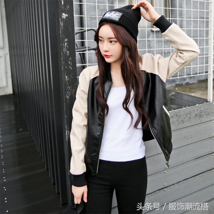 黑色皮衣设计感慵懒,一身黑黑皮衣怎么穿出高级感