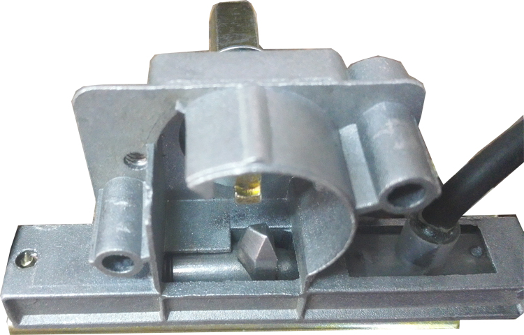 航太燃气单灶怎么拆解,燃气灶阀体总成拆卸