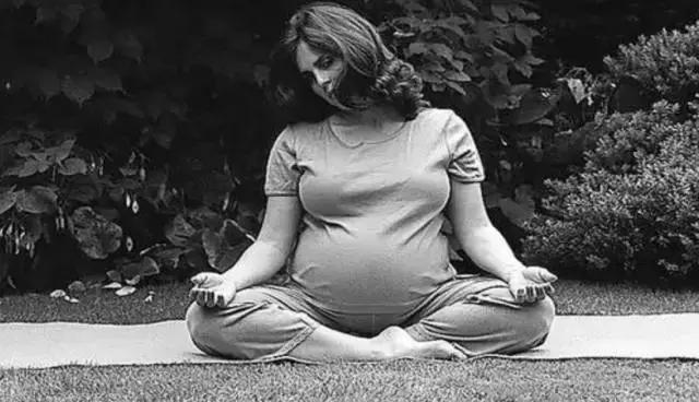 孕妇晚期瑜伽操60分钟完整版,初学孕妇瑜伽视频教程