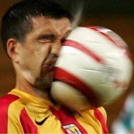 国足那么臭，还不如看看这些球场上的活宝呢！（爆笑）