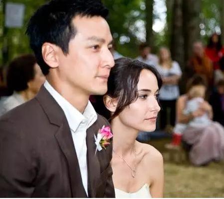 吴彦祖现在的照片真实,吴彦祖年轻和现在的对比图