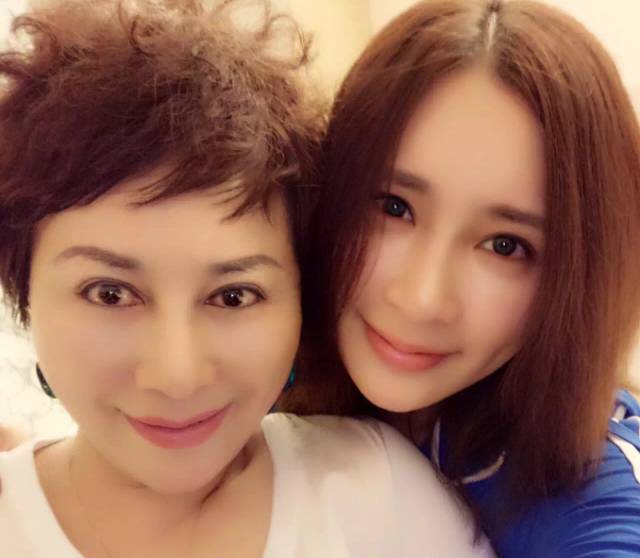 曝光!福州女星杨舒婷妈妈,太像蔡明了