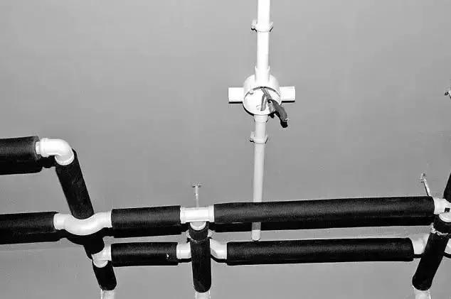 水管走线要走心!美乎工地亲示范,四大要点话你知