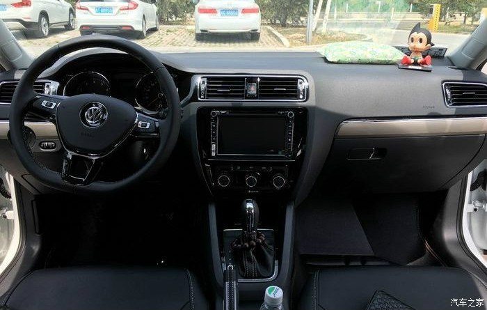 速腾大气稳重,速腾25周年纪念版