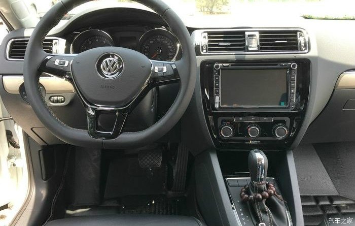 速腾大气稳重,速腾25周年纪念版