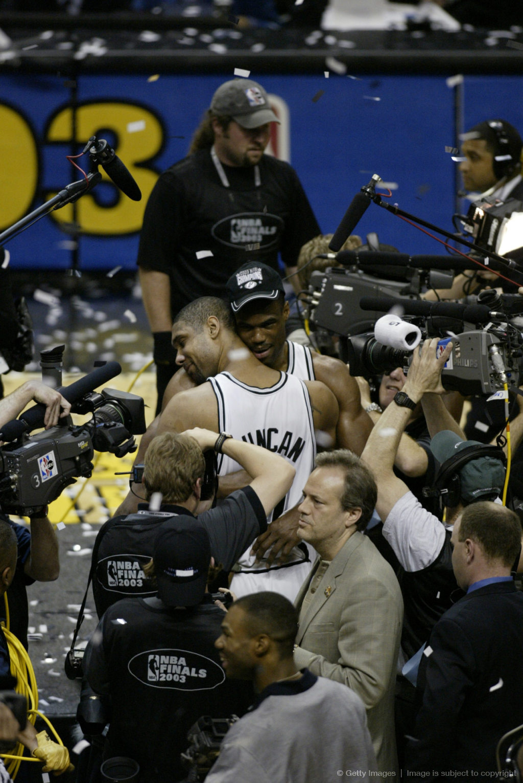 连巅峰奥尼尔都怕的男人，邓肯总决赛场均24+17+5+1+5